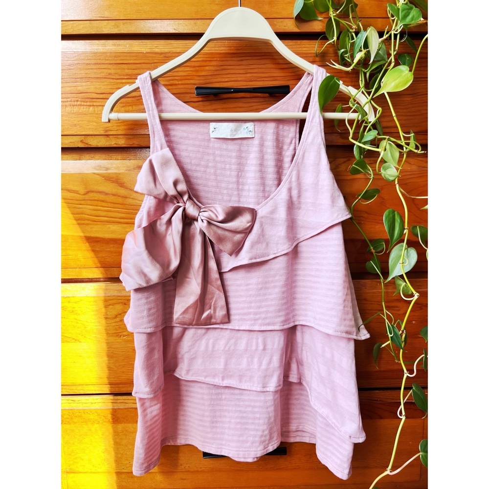 Anthropologie layered tank w/ silk bow, Size: Medium, Color: Light mauve pink